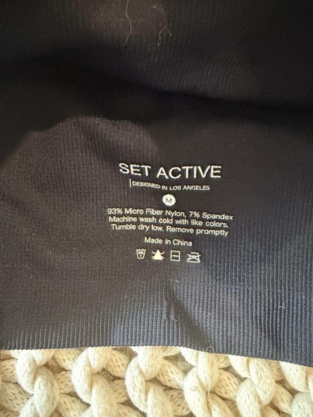 Set Active matching set - Picture 4 of 5